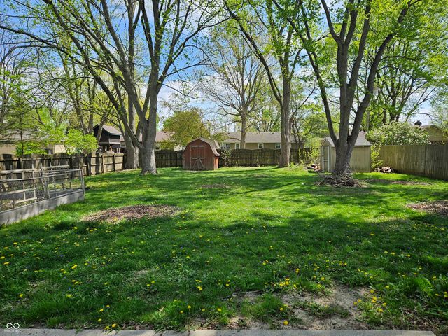 24 Sleepy Hollow Drive, Westfield, IN 46074