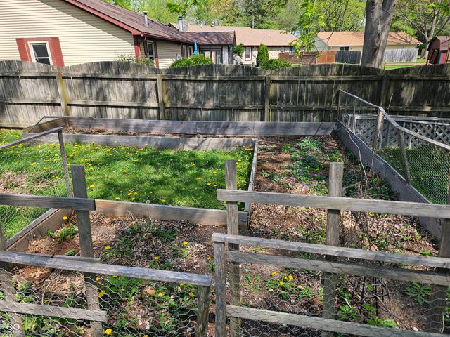 24 Sleepy Hollow Drive, Westfield, IN 46074