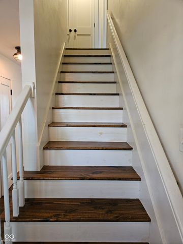 24 Sleepy Hollow Drive, Westfield, IN 46074