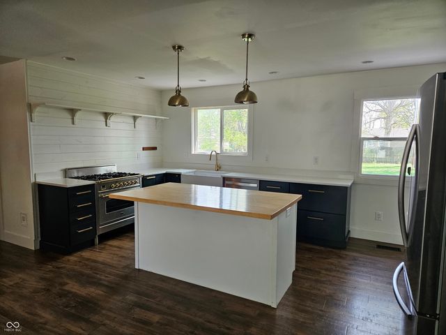 24 Sleepy Hollow Drive, Westfield, IN 46074