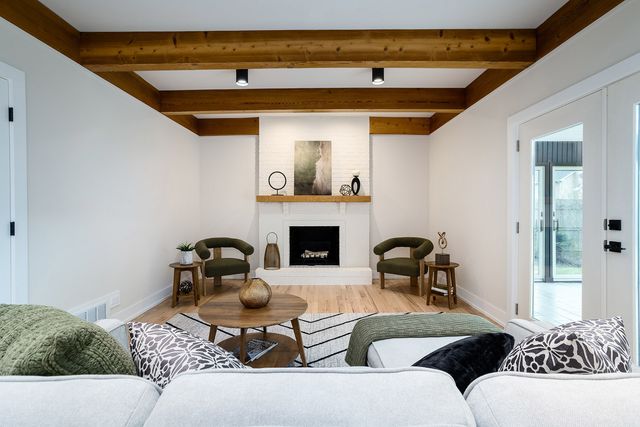 530 Cumberland Trail, Elgin, IL 60123