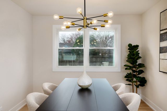 530 Cumberland Trail, Elgin, IL 60123