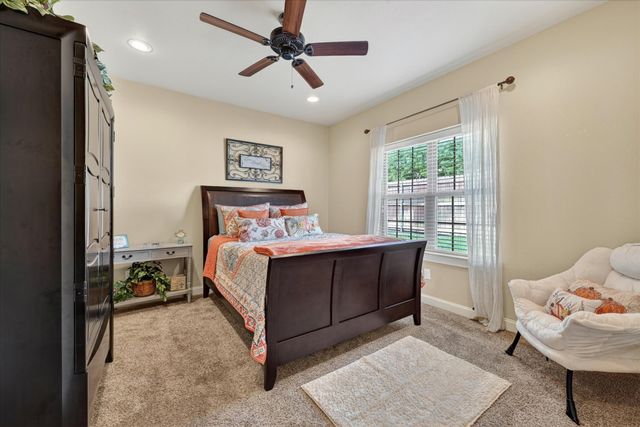 732 Forest Creek, Desoto, TX 75115
