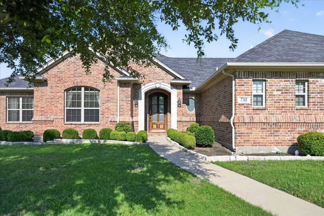 732 Forest Creek, Desoto, TX 75115