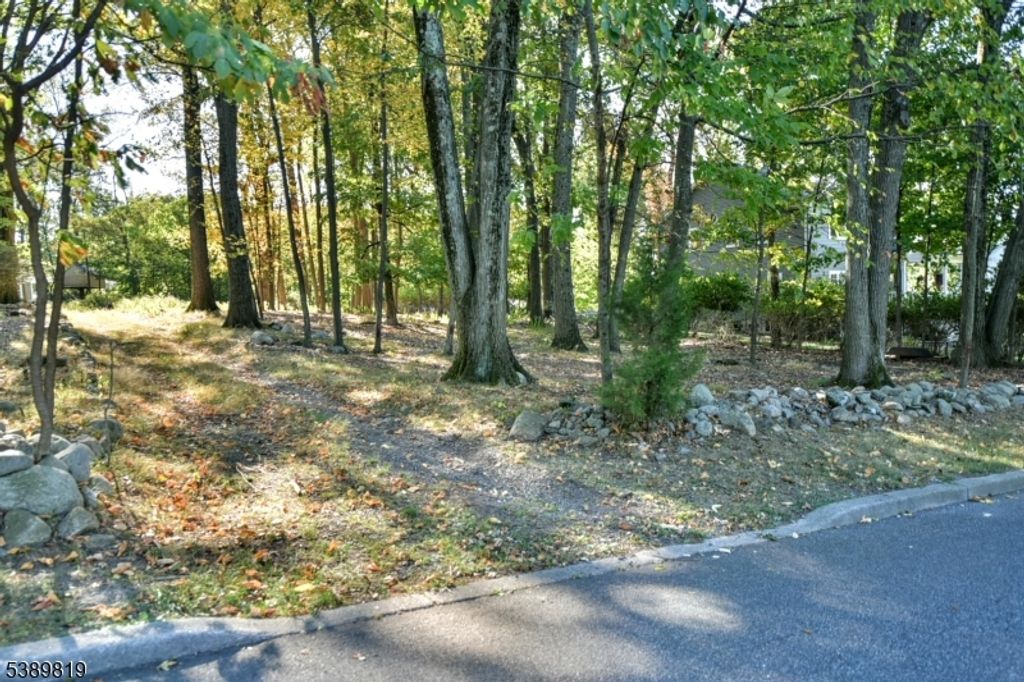 492 Manchester Ave, North Haledon Boro, NJ 07508 — exterior