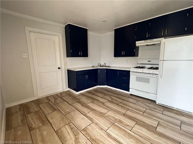 4609 Clarendon Avenue, Fort Smith, AR 72904
