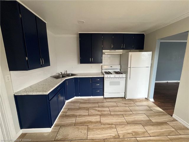 4609 Clarendon Avenue, Fort Smith, AR 72904