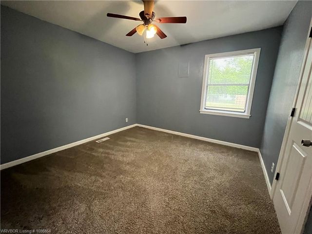 4609 Clarendon Avenue, Fort Smith, AR 72904