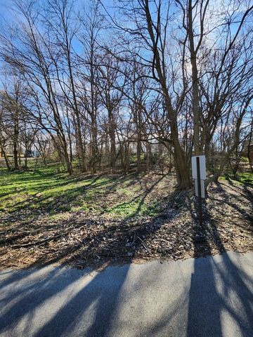 16490 Belleplaine Road, Markham, IL 60426