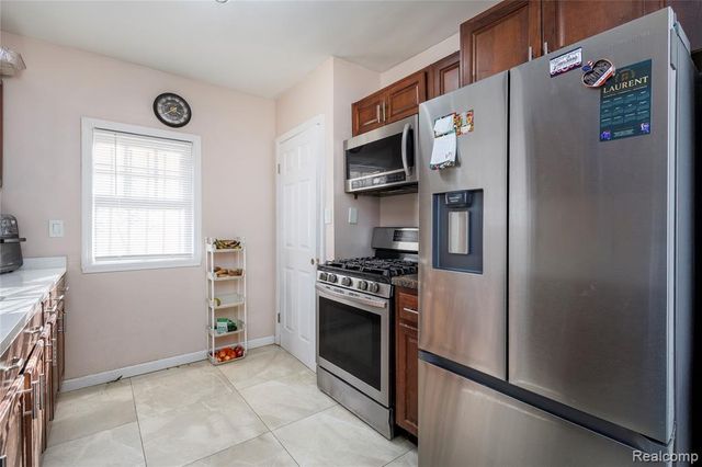 19700 Goddard Street, Detroit, MI 48234