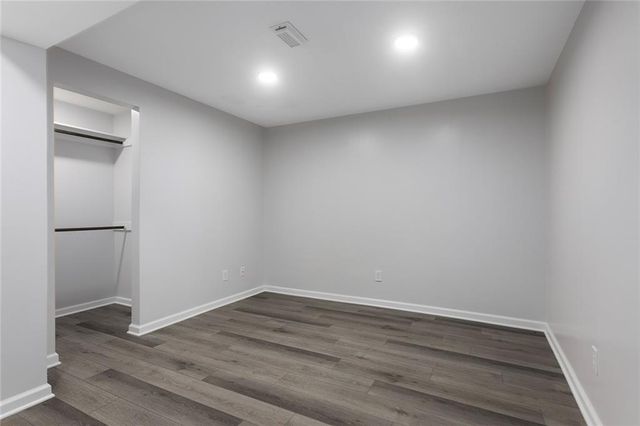 17618 S Emerald View Drive, Raymore, MO 64083
