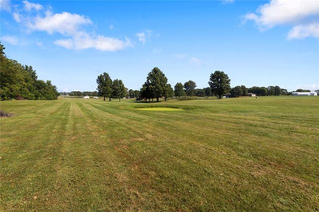 17618 S Emerald View Drive, Raymore, MO 64083