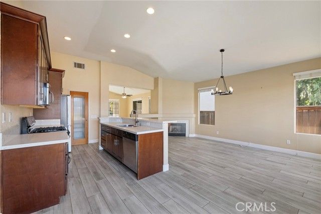 13608 Abington, Corona, CA 92883