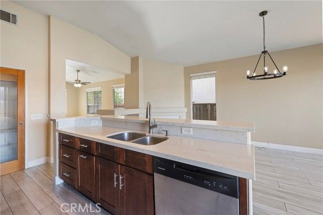 13608 Abington, Corona, CA 92883