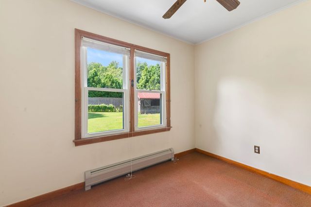 30 Lexington Avenue, Brattleboro, VT 05301