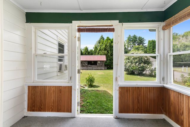 30 Lexington Avenue, Brattleboro, VT 05301