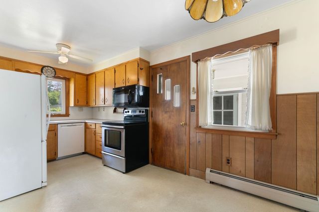 30 Lexington Avenue, Brattleboro, VT 05301