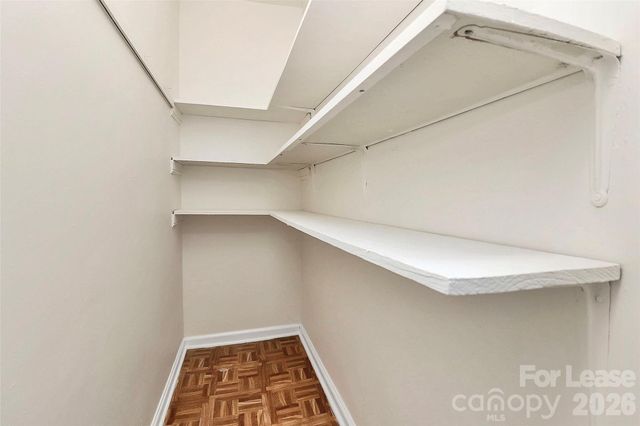 540 Wakefield Drive B, Charlotte, NC 28209