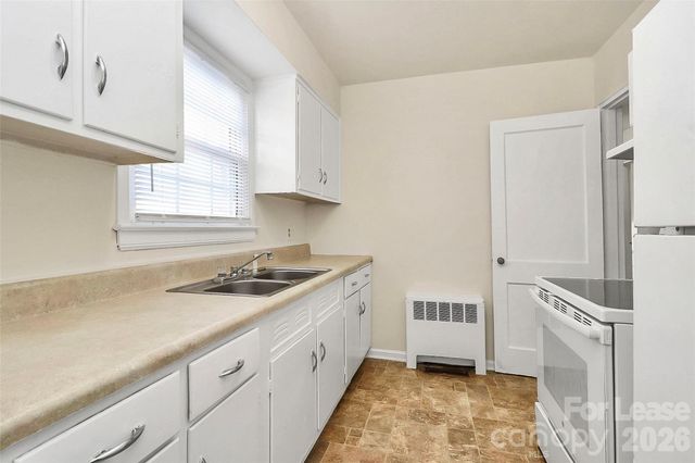 540 Wakefield Drive B, Charlotte, NC 28209