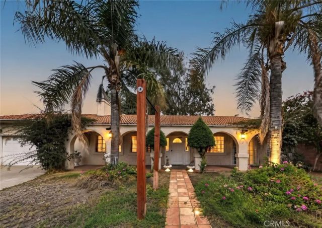 12817 Mineola Street, Arleta, CA 91331