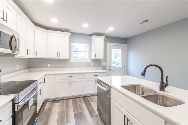 296 SW 1311 Road, Holden, MO 64040