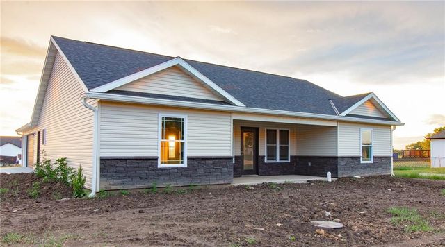 296 SW 1311 Road, Holden, MO 64040