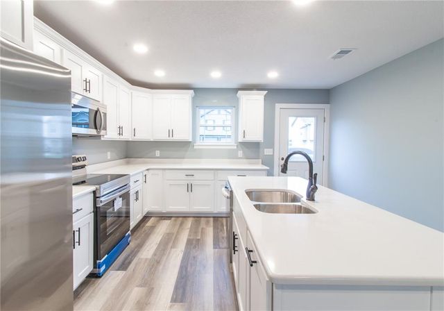 296 SW 1311 Road, Holden, MO 64040