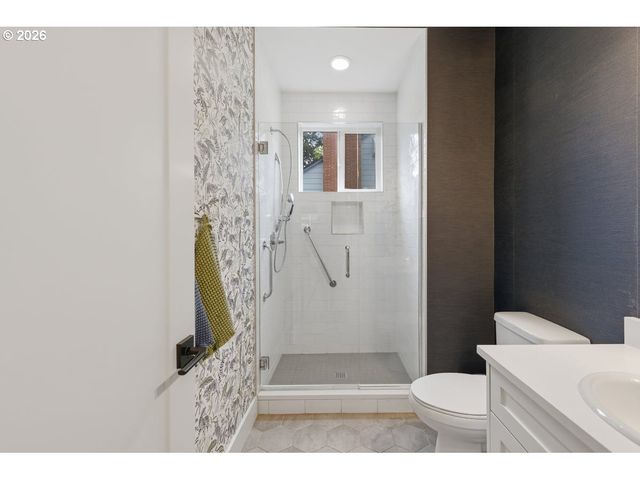 2614 Ne 32ND Pl, Portland, OR 97212