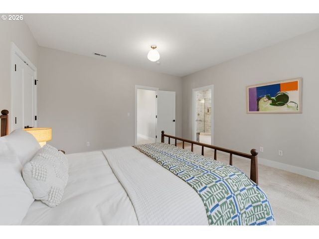 2614 Ne 32ND Pl, Portland, OR 97212