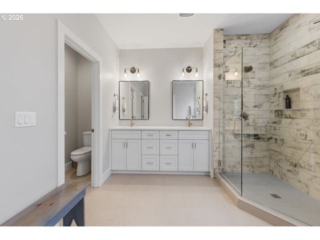 2614 Ne 32ND Pl, Portland, OR 97212