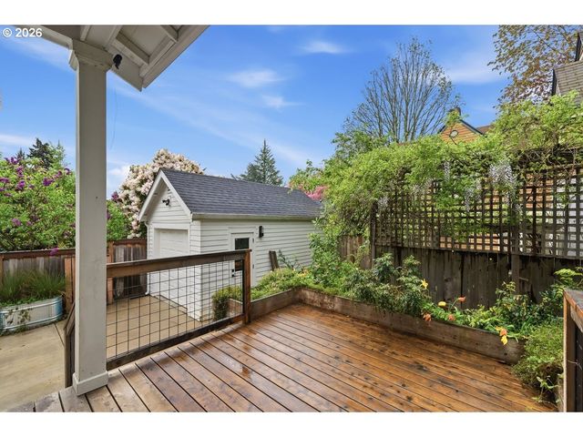 2614 Ne 32ND Pl, Portland, OR 97212