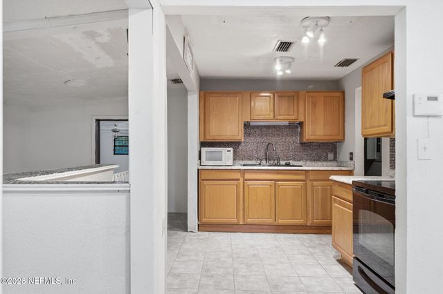 2654 WILKINS Court, Jacksonville, FL 32209