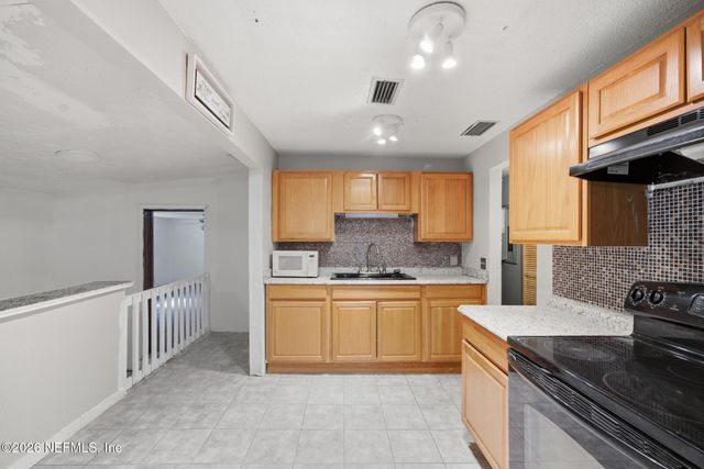 2654 WILKINS Court, Jacksonville, FL 32209