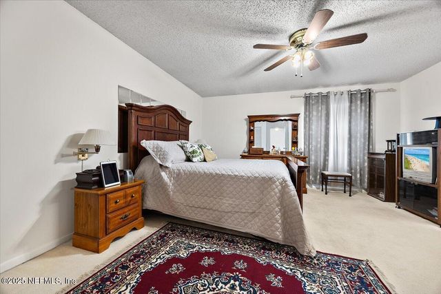 4324 CHARLESTON Lane, Jacksonville, FL 32210