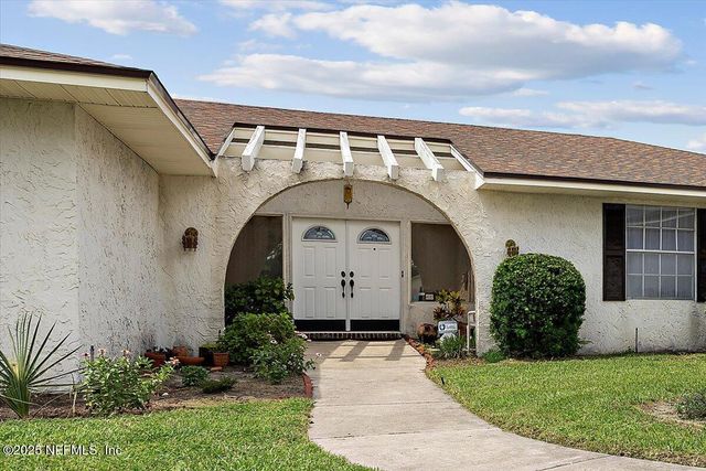 4324 CHARLESTON Lane, Jacksonville, FL 32210