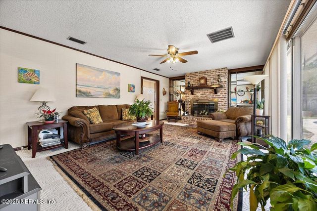 4324 CHARLESTON Lane, Jacksonville, FL 32210