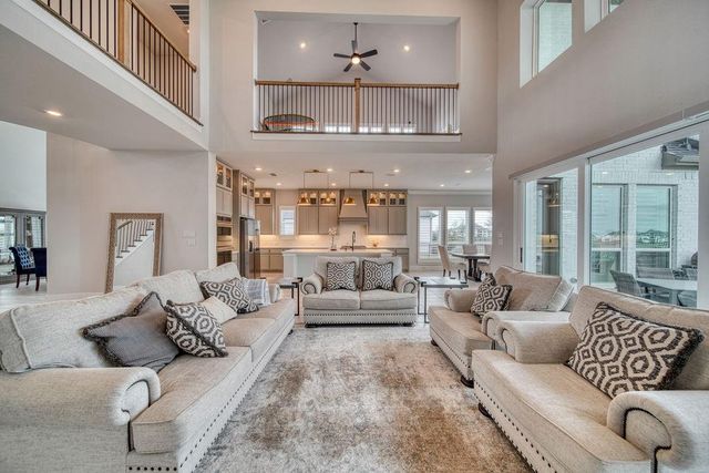 1783 Lake Crest Lane, Friendswood, TX 77546