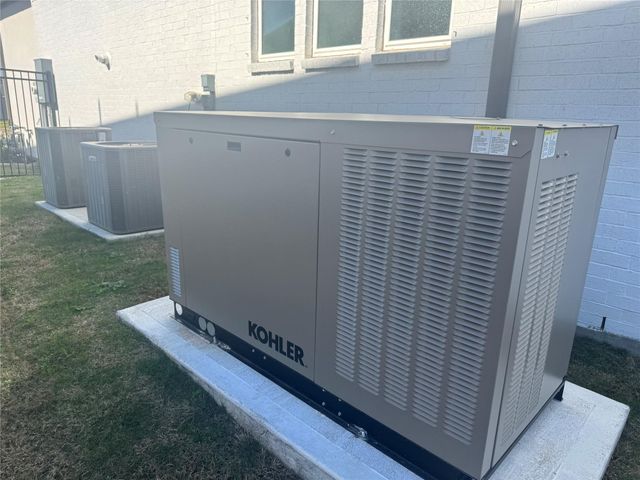 1783 Lake Crest Lane, Friendswood, TX 77546