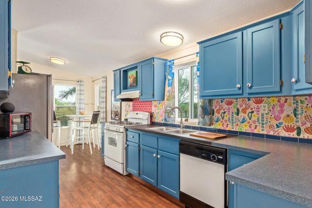 17690 W Lickskillet Lane, Marana, AZ 85653
