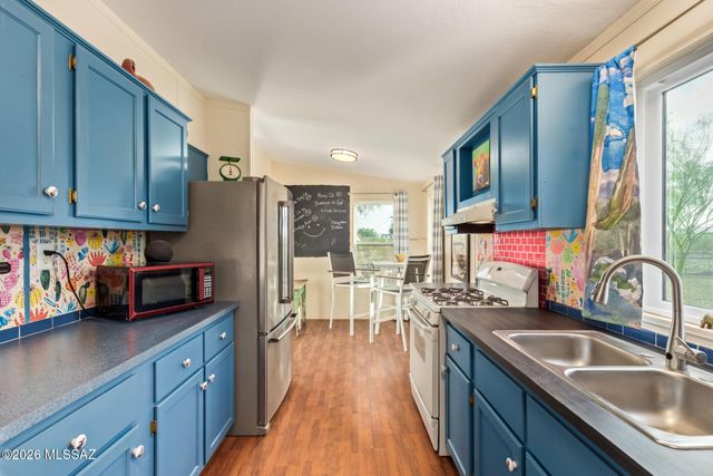 17690 W Lickskillet Lane, Marana, AZ 85653