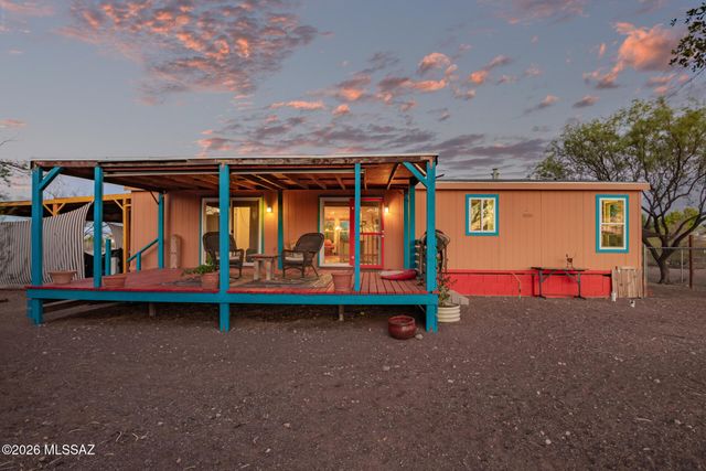 17690 W Lickskillet Lane, Marana, AZ 85653