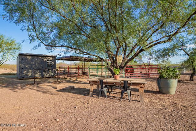17690 W Lickskillet Lane, Marana, AZ 85653