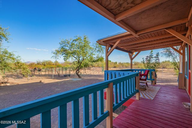 17690 W Lickskillet Lane, Marana, AZ 85653
