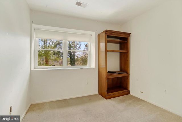 17413 HOSKINSON RD, Poolesville, MD 20837