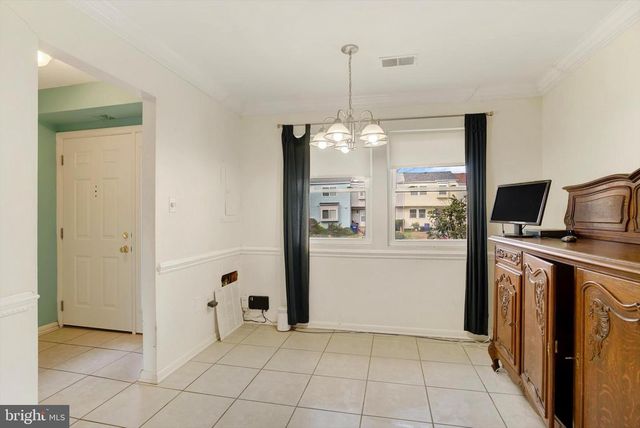 17413 HOSKINSON RD, Poolesville, MD 20837