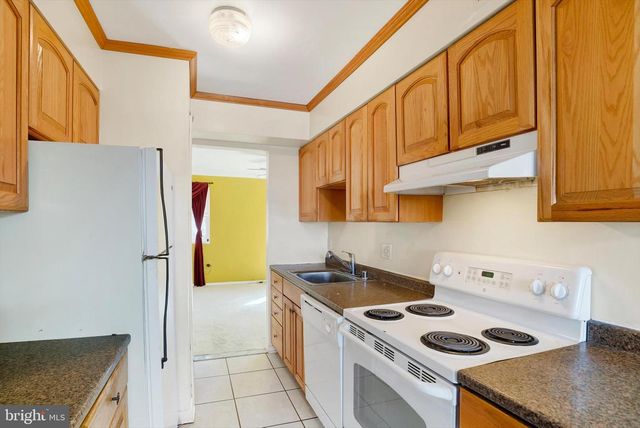 17413 HOSKINSON RD, Poolesville, MD 20837