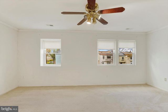 17413 HOSKINSON RD, Poolesville, MD 20837