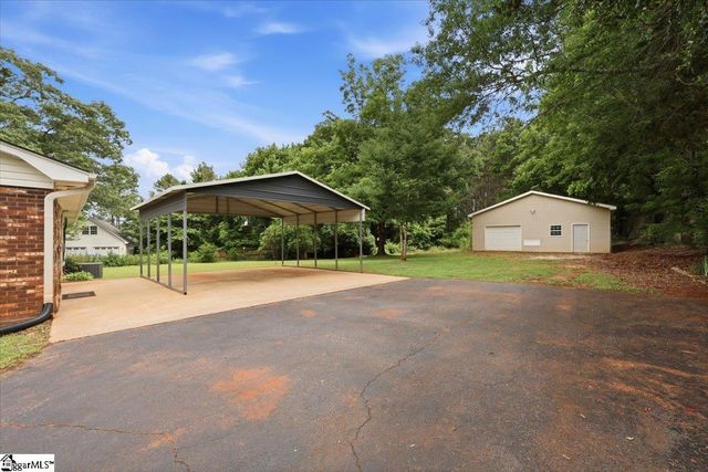449 Liberty Highway, Liberty, SC 29657