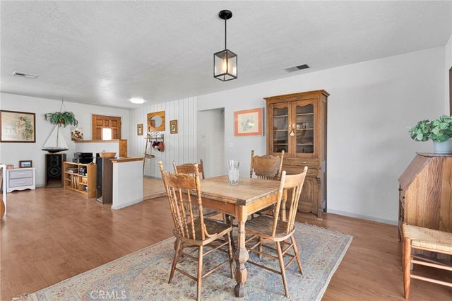 14204 Crow Road, Apple Valley, CA 92307