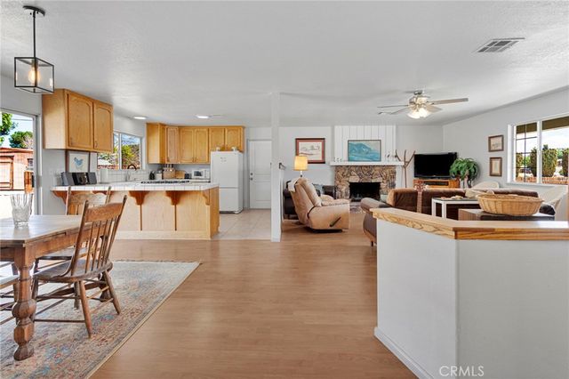 14204 Crow Road, Apple Valley, CA 92307